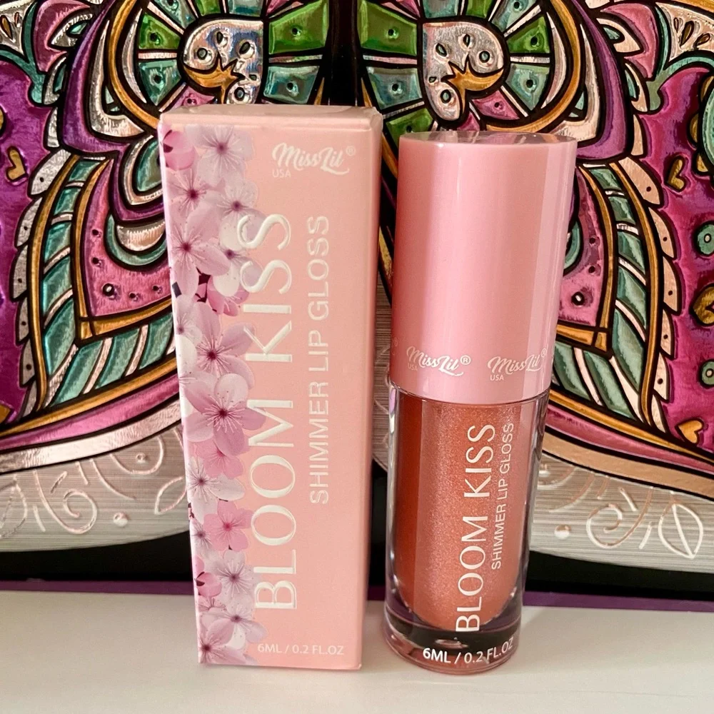 💎 Miss Lil USA BLOOM KISS SHIMMER LIP GLOSS in Shade BLUEBELL New In Box